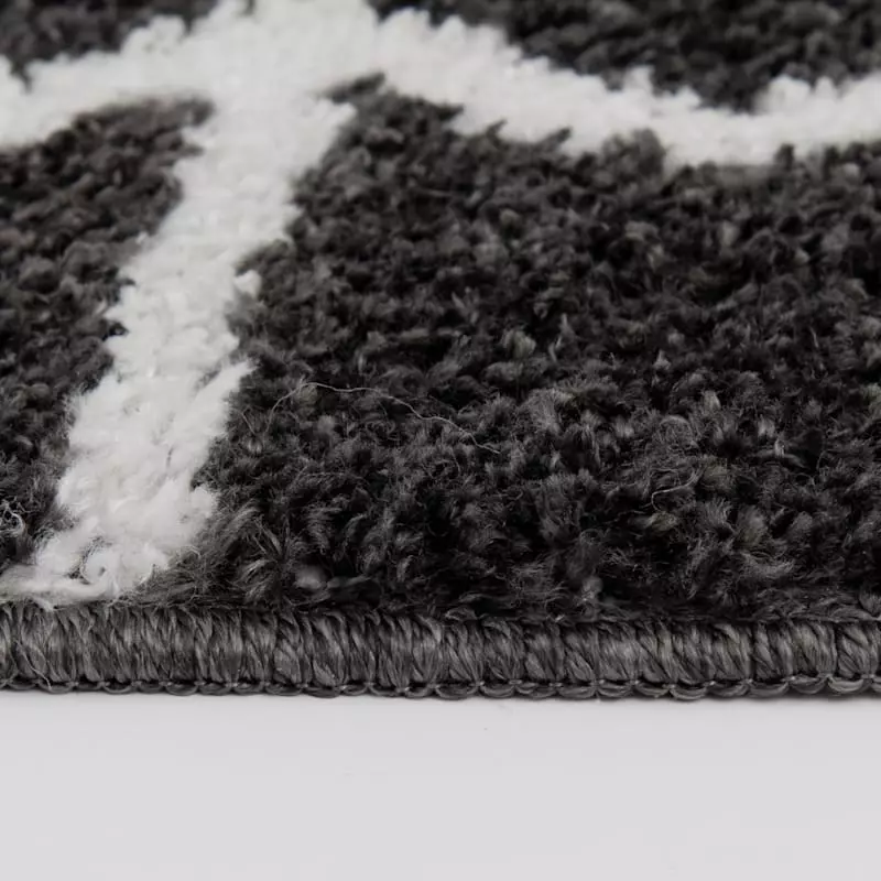 (D557) Mirabella Black Accent Rug, 2x4 7 (D557) Mirabella Black Accent Rug, 2x4 - Image 5