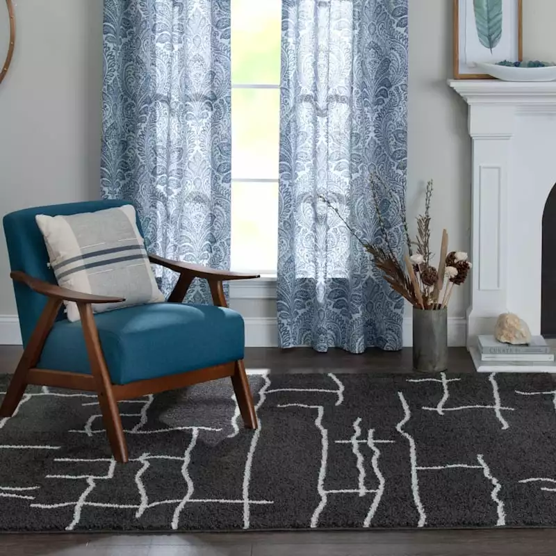 (D557) Mirabella Black Accent Rug, 2x4 9 (D557) Mirabella Black Accent Rug, 2x4 - Image 7