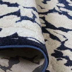 Meera Dramatic Accent Rug, 2x3 -Cosplay Shop meera dramatic accent rug 2x3 4