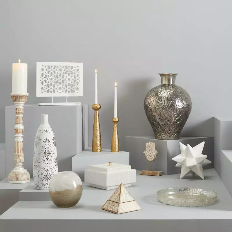 Triangle Wooden Carved Box, 5" 5 Triangle Wooden Carved Box, 5" - Image 3